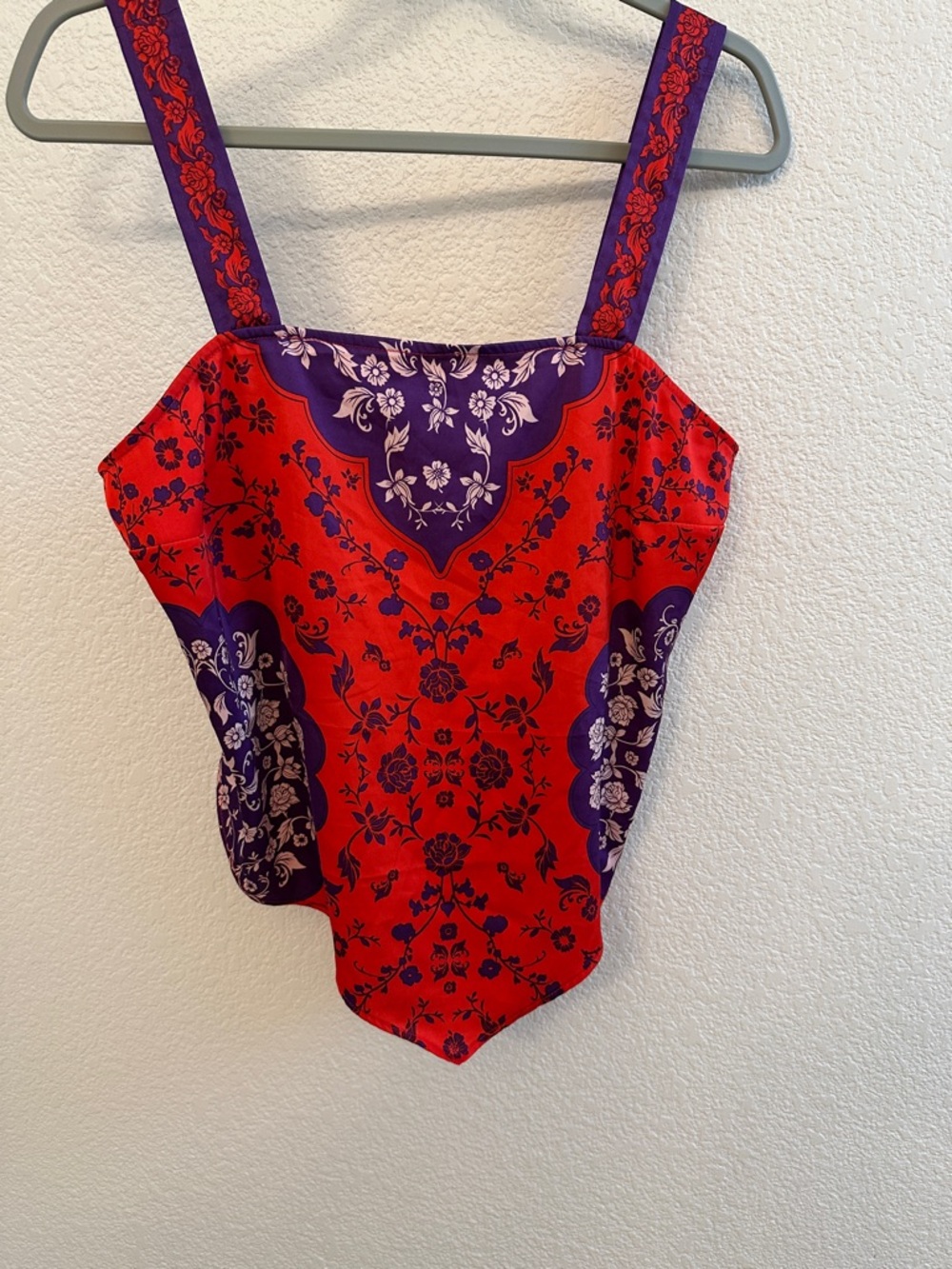 Rachel Zoe Red and Purple Floral Bandana-Style Handkerchief Crop Top